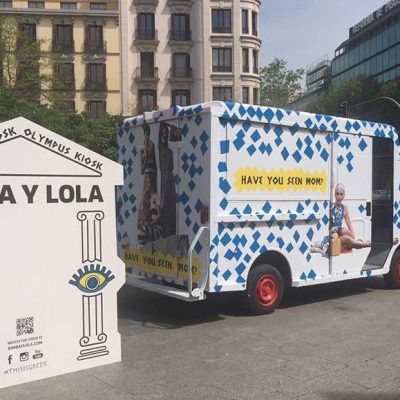 street marketing Bimba y lola en una ciudad